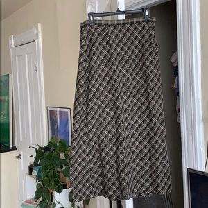 Vintage Requirements Skirt